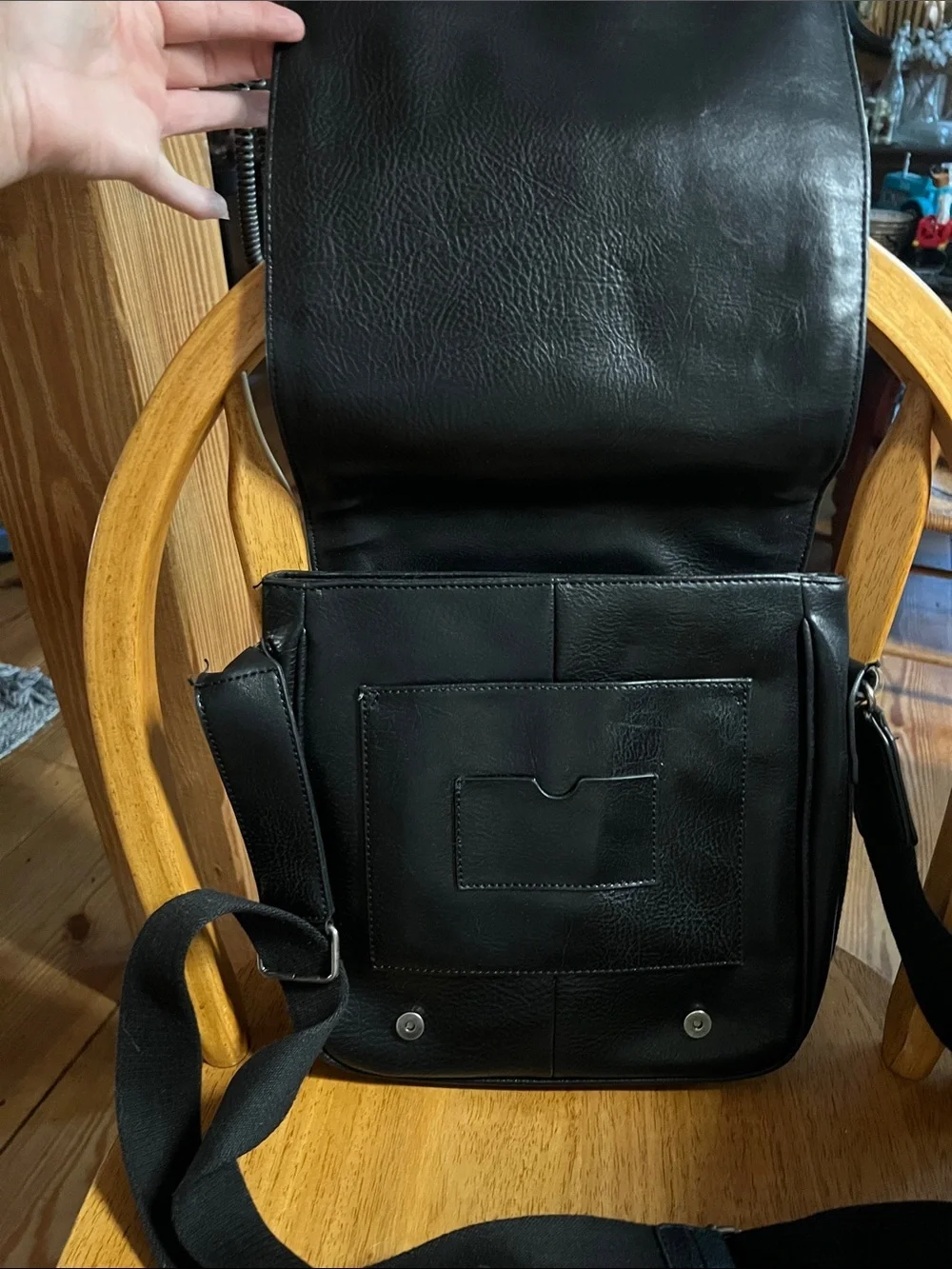 Vintage Aldo Classic Black Vegan  Leather Crossbody Messenger Bag for Men